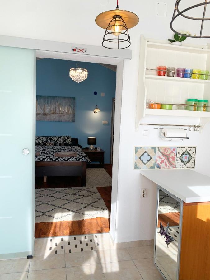 Apartment Helena กานฟานาร์ ภายนอก รูปภาพ