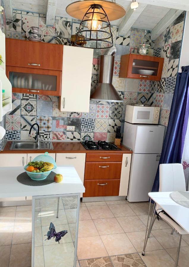 Apartment Helena กานฟานาร์ ภายนอก รูปภาพ